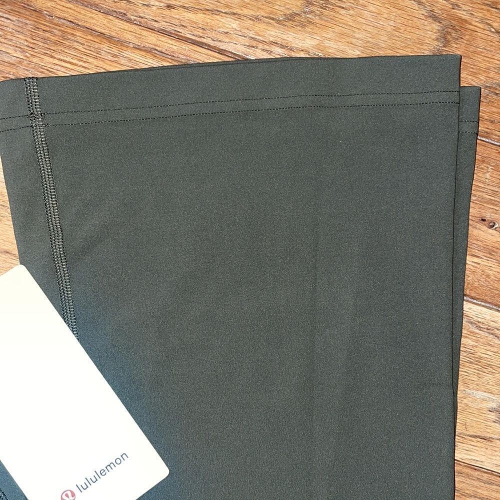 NWT LULULEMON Groove Pant Flare High Waist army Green olive NULU size 4 perfect - Picture 7 of 11